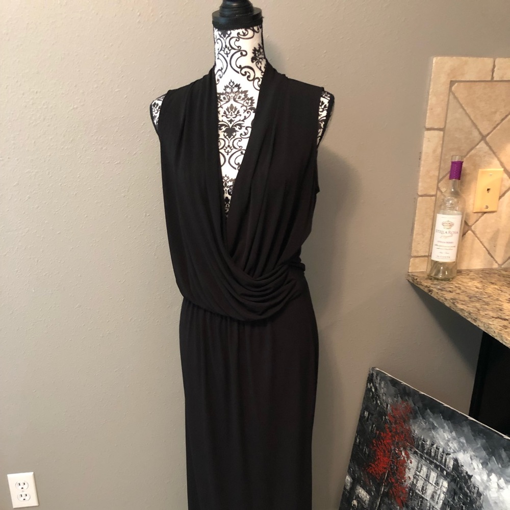 Lg Black maxi dress